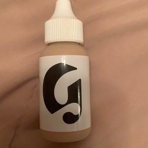 Glossier Skin Tint shade G10